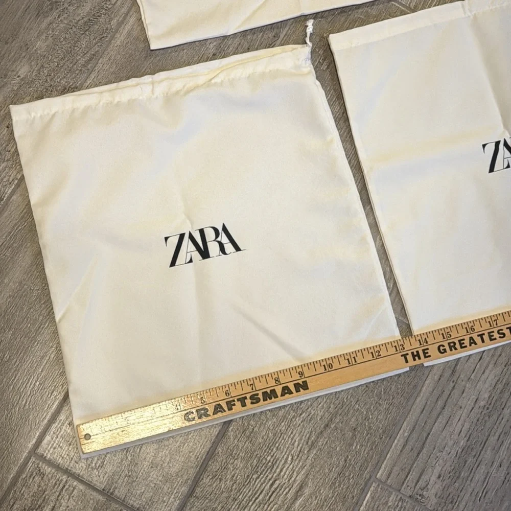 Zara dust bag - Picture 2 of 3